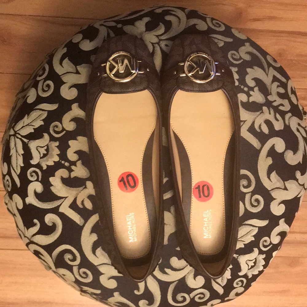 MICHAEL Michael Kors Brown Logo Ballet Flats-NWOT